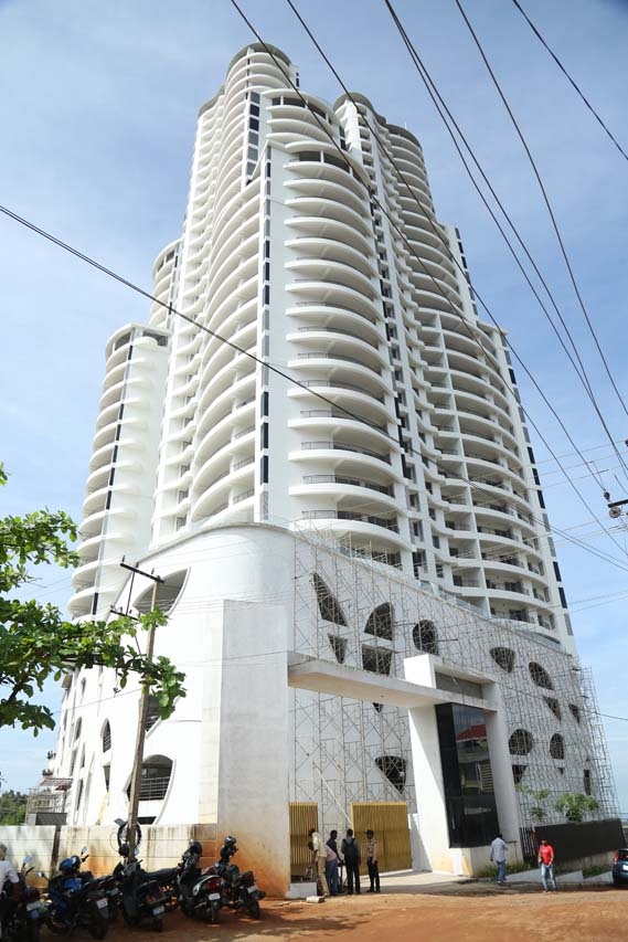 Solitaire, Luxury Apartments in Hathill, Mangalore, landtrades Solitaire